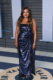 Mindy Kaling feet photo thumbnail