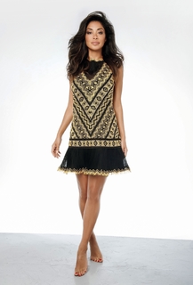 Nicole Scherzinger feet photo thumbnail