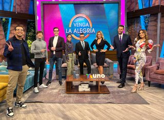 Cynthia Rodríguez feet photo thumbnail