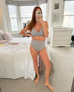 Millie Mackintosh feet photo thumbnail