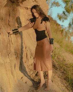 Natalia Oreiro feet photo thumbnail