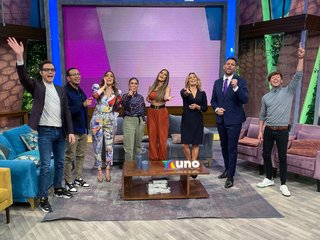 Cynthia Rodríguez feet photo thumbnail