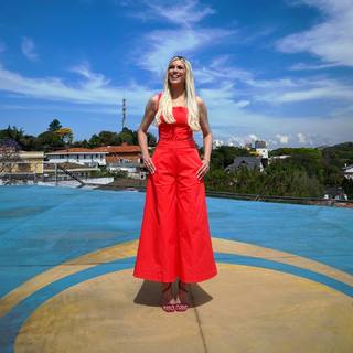 Renata Fan feet photo thumbnail