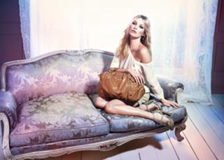 Kate Moss feet photo thumbnail