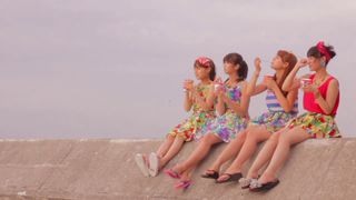 Ai Shinozaki feet photo thumbnail