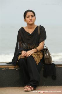 Bhama feet photo 4