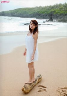 Ai Shinozaki feet photo thumbnail