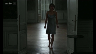 Sophie Marceau feet photo thumbnail