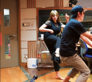 Ai Shinozaki feet photo thumbnail