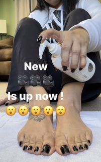 Deedee Rican feet photo thumbnail
