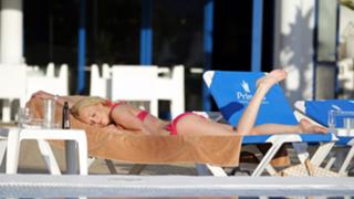 Jorgie Porter feet photo thumbnail