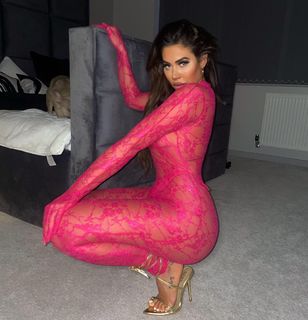 Chloe Ferry feet photo thumbnail
