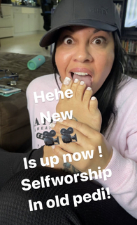 Deedee Rican feet photo thumbnail