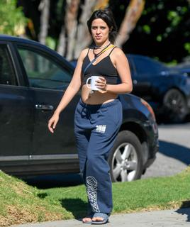 Camila Cabello feet photo thumbnail