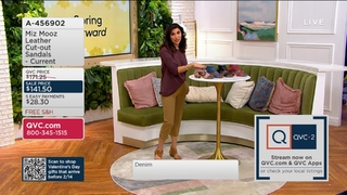 Courtney Khondabi feet photo thumbnail