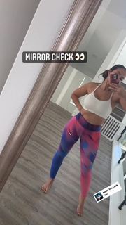 Evelyn Lozada feet photo thumbnail