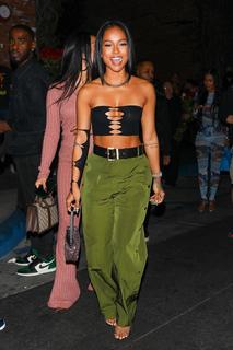 Karrueche Tran feet photo thumbnail