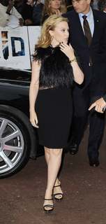 Kylie Minogue feet photo thumbnail