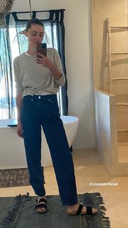 Phoebe Tonkin feet photo thumbnail