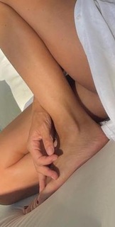 Zaira Nara feet photo thumbnail