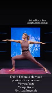 Federica Fontana feet photo thumbnail