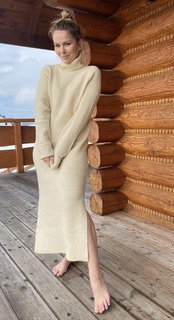 Paulina Sykut feet photo thumbnail
