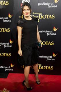 Salma Hayek feet photo thumbnail