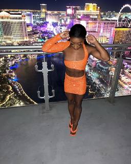 Simone Biles feet photo thumbnail