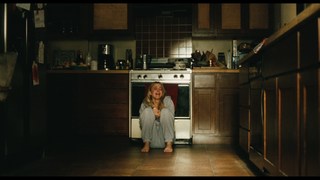 Sydney Sweeney feet photo thumbnail