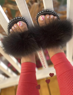 Deedee Rican feet photo thumbnail