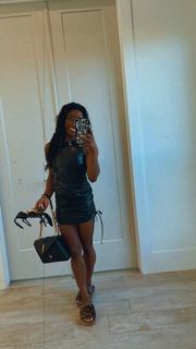 Simone Biles feet photo thumbnail