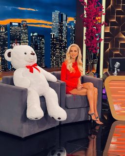 Doukissa Nomikou feet photo thumbnail