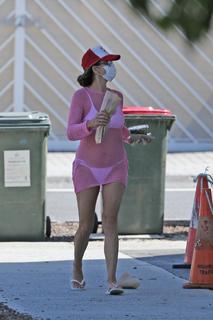 Kate Walsh feet photo thumbnail