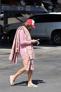 Kate Walsh feet photo thumbnail