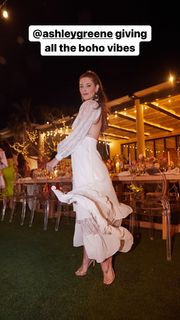 Ashley Greene feet photo thumbnail