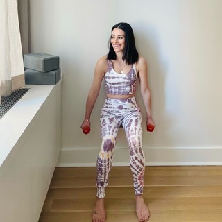 Lea Michele feet photo thumbnail