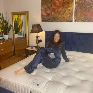 Lisa Snowdon feet photo thumbnail