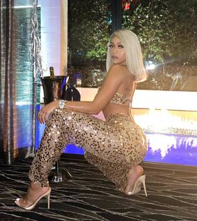 Jilly Anais feet photo thumbnail