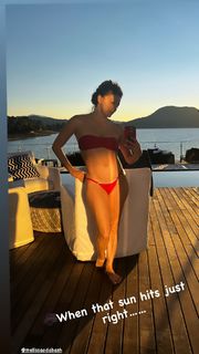 Eva Longoria feet photo thumbnail