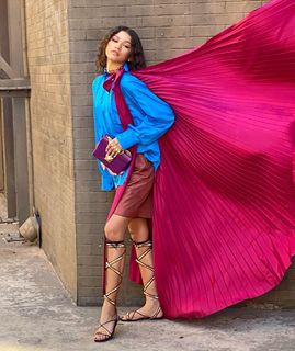 Zendaya feet photo thumbnail