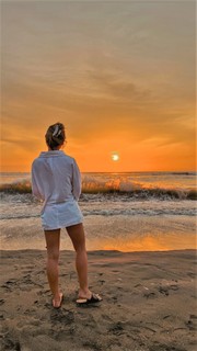 Vale Genta feet photo thumbnail