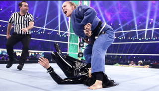 Ronda Rousey feet photo thumbnail