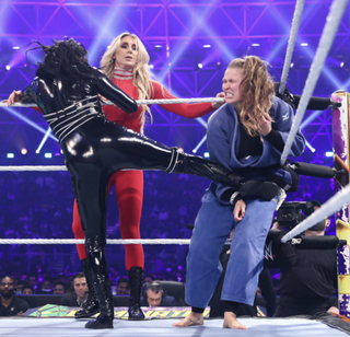 Ronda Rousey feet photo thumbnail