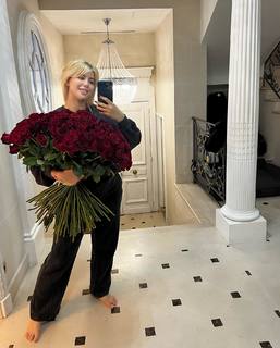 Wanda Nara feet photo thumbnail