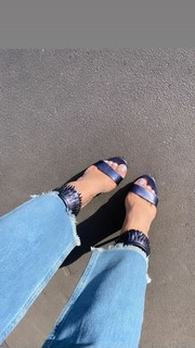 Giorgia Palmas feet photo thumbnail