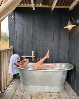 Millie Mackintosh feet photo thumbnail