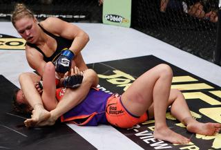 Ronda Rousey feet photo thumbnail