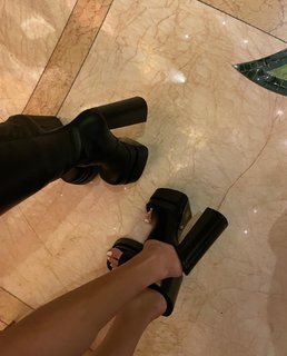 Chantel Jeffries feet photo thumbnail