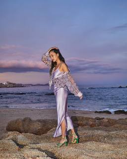 Jamie Chung feet photo thumbnail