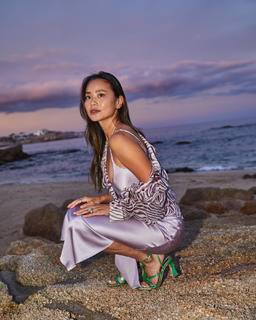Jamie Chung feet photo thumbnail